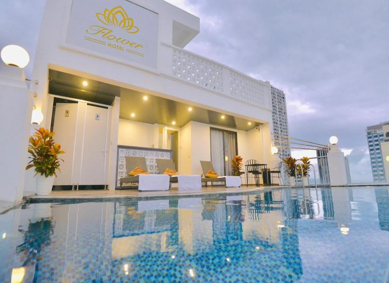 Flower Hotel Da Nang 4*,