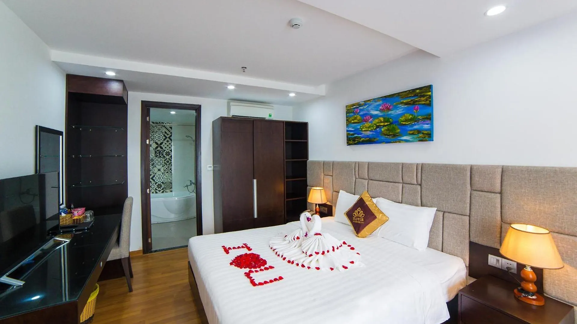 Flower Hotel Da Nang