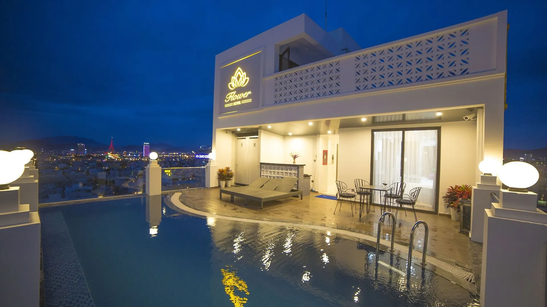 Flower Hotel Da Nang